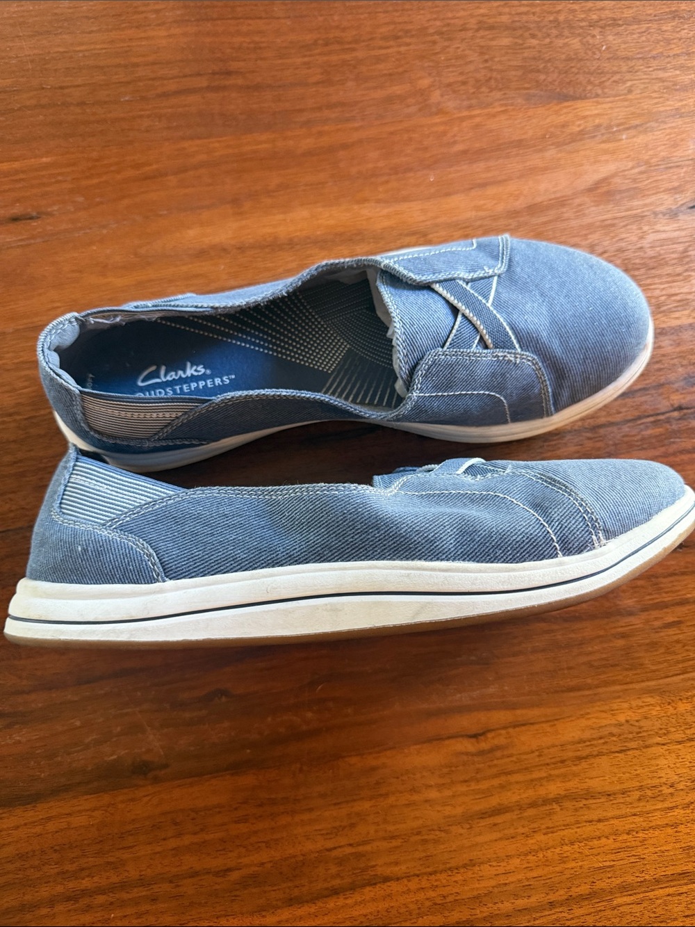 Clarks CloudSteppers Women's Breeze Skip Loafer, Denim Textile - Picture 6 of 6